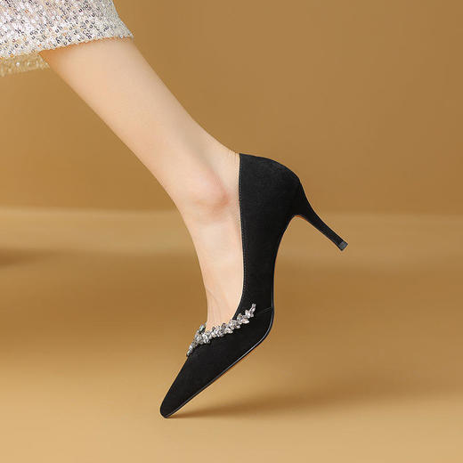 OLD24-038法式尖头细跟浅口磨砂真皮时尚水钻镂气质高跟鞋 商品图1