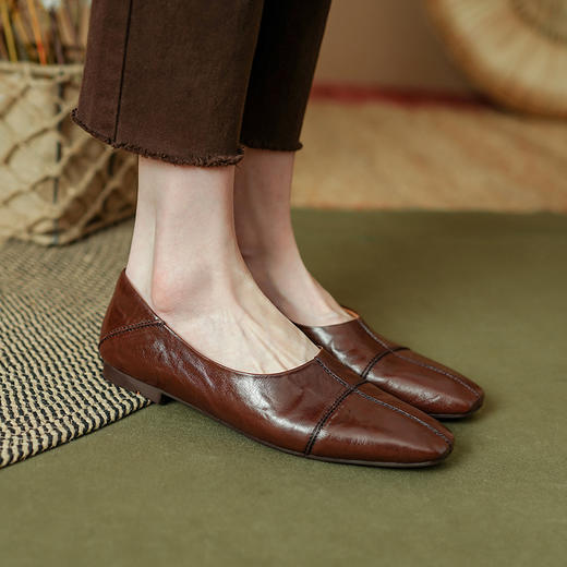 【预售5天】纯色简约，升级版胎水牛皮浅口平底单鞋PS1705 商品图2