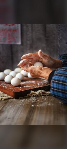  不能团圆的元宵节，也要一起搓汤圆！ 