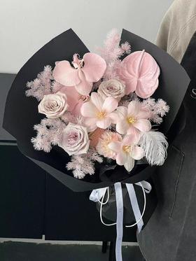 郁金香混搭花束