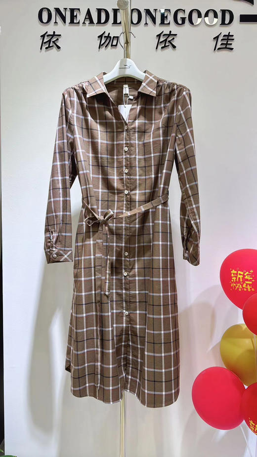 2F依伽依佳连衣裙 商品图0