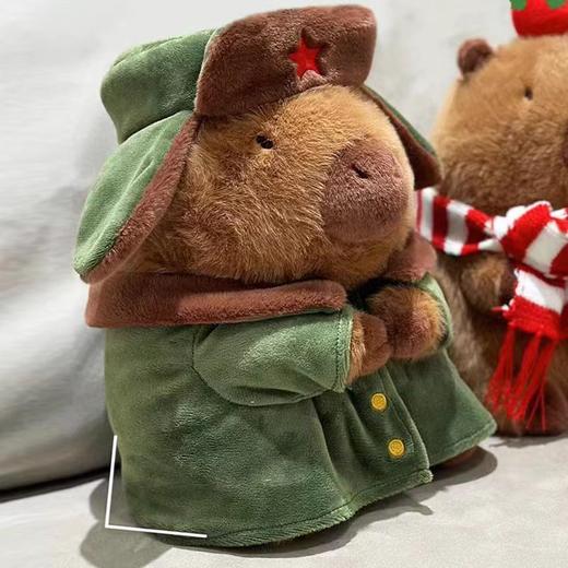 东北军大衣卡皮巴拉公仔玩偶卡皮吧啦花棉袄 商品图6