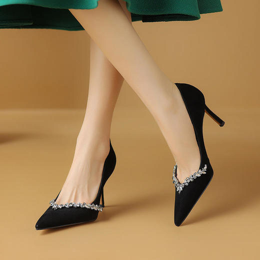 OLD24-038法式尖头细跟浅口磨砂真皮时尚水钻镂气质高跟鞋 商品图3