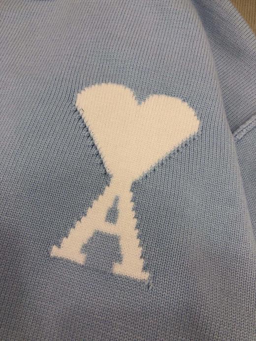 点此购买 AMI*艾米爱心男女经典款提花大爱心圆领毛衣 LL 280226 商品图14