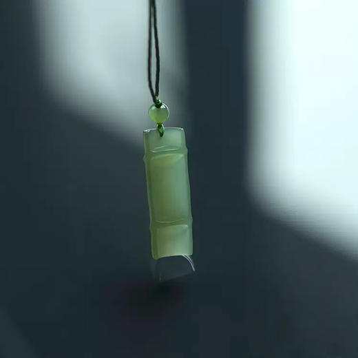 竹报平安和田玉湖水绿吊坠 质地细腻 温润清雅 商品图1