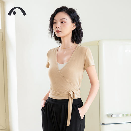 2024春夏新品瑜伽运动健身普拉提短袖外罩衫A24017RTA 商品图12