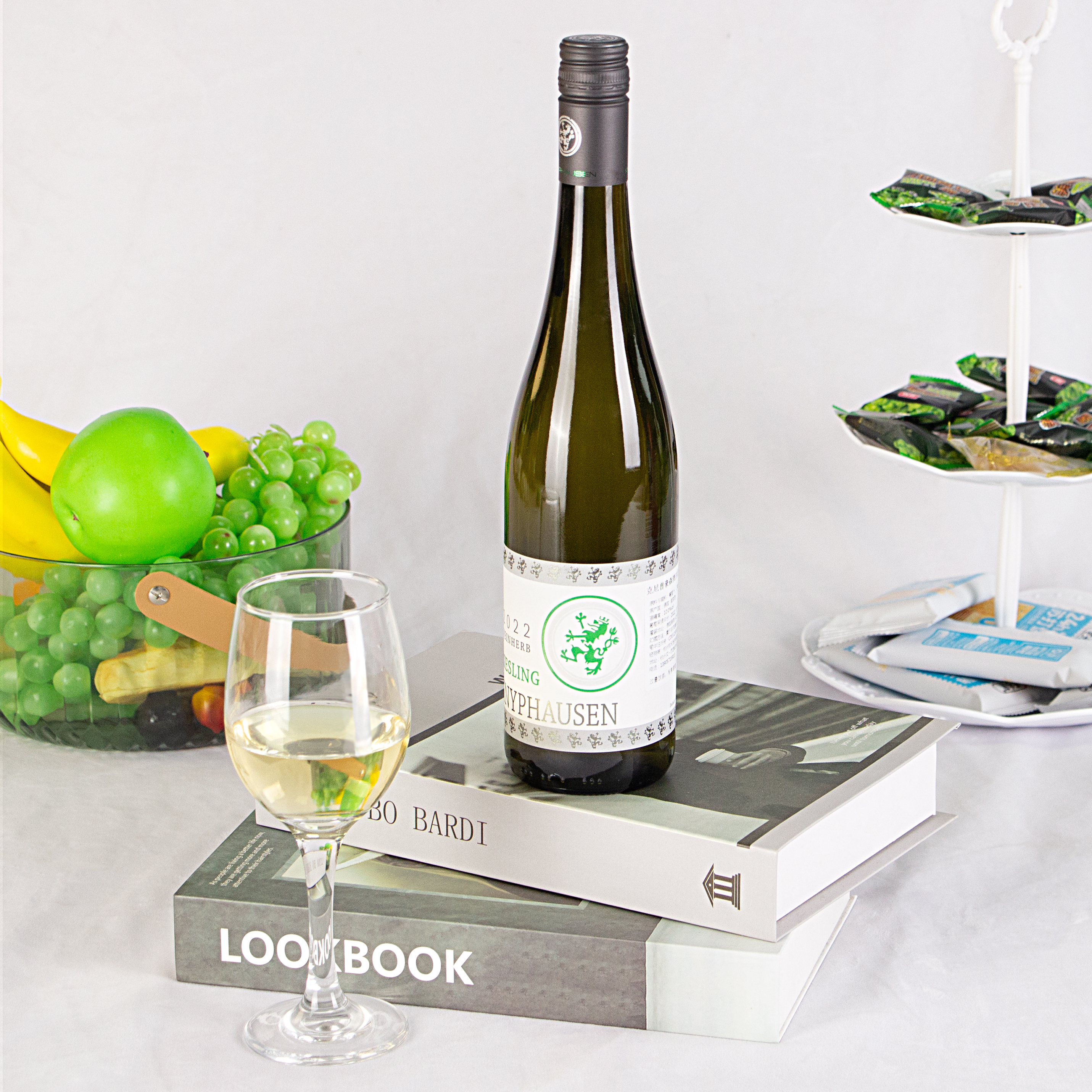 克尼豪森酒庄 雷司令半干白葡萄酒