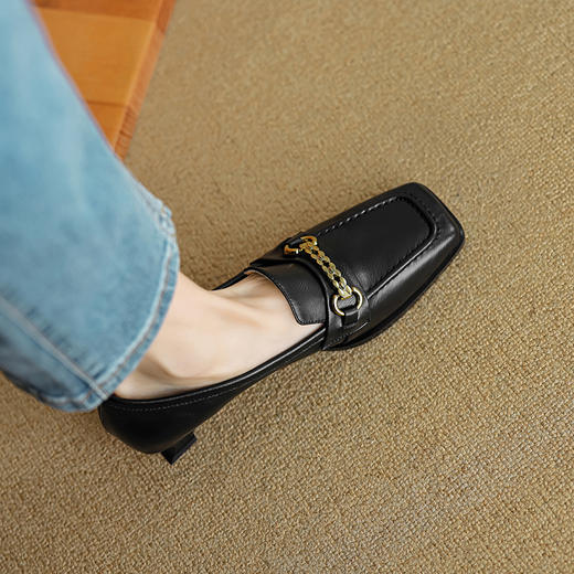 【预售5天】时尚酷帅，巨百搭两色英伦风复古单鞋KC-315 商品图9