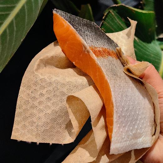 [屁侠推荐]新疆三文鱼带皮鱼段 国产虹鳟三文鱼 营养新鲜 商品图0