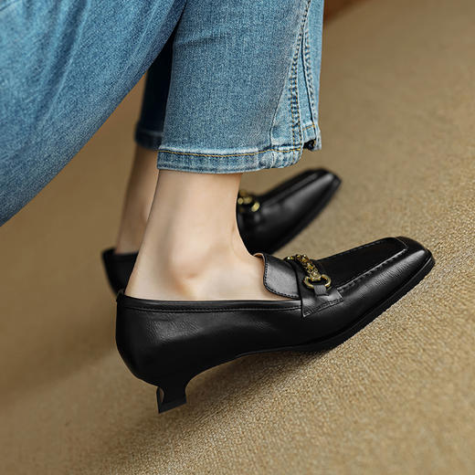 【预售5天】时尚酷帅，巨百搭两色英伦风复古单鞋KC-315 商品图10