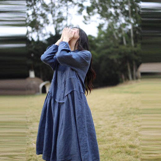 绽放065朵/2024早春新款天然色织亚麻格子腰间系绳旅游穿搭连衣裙 商品图1