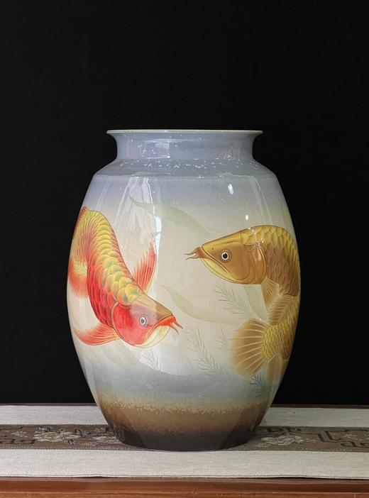 150件高温色釉加珐琅彩瓷瓶《如鱼得水》 商品图0