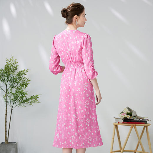 EITIE爱特爱复古V领法式碎花收腰先后桃红色连衣裙春季新款A2407335 商品图4