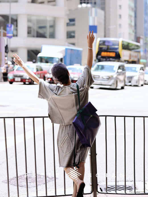 PETIT SCHAN小闪  CLO#326 itself 本身 日本进口花纱毛圈布纯棉正反拼接结构卫衣/短裤 商品图3