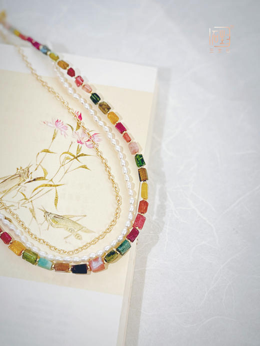 天然彩色碧玺巴洛克米珠金属设计三层项链 商品图1