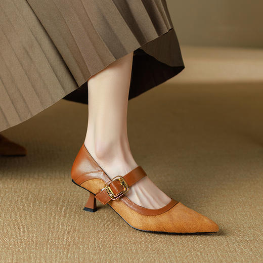 【预售5天】性感百搭，搭配小黑裙马毛+头层牛皮拼接尖头高跟鞋SY&G6046-1 商品图8