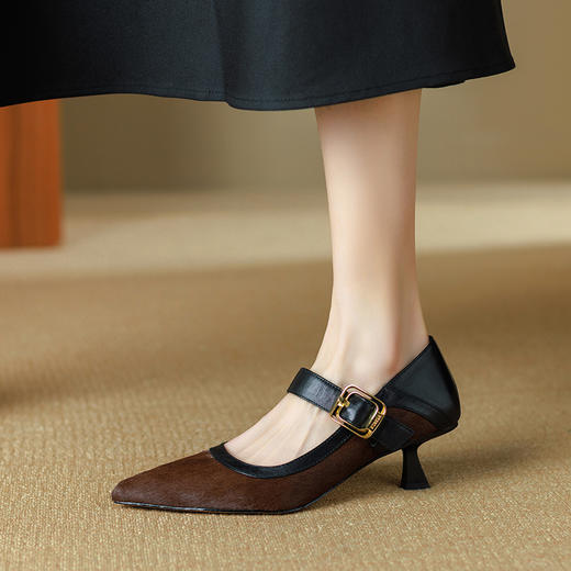 【预售5天】性感百搭，搭配小黑裙马毛+头层牛皮拼接尖头高跟鞋SY&G6046-1 商品图0