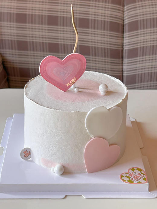 粉色爱心装饰蛋糕（图片蜡烛非默认提供需要自己选） 商品图0