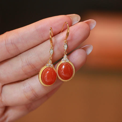 ALBB-南红蛋面耳环高级大气女款s925银镀金镶嵌潮流耳饰不掉色 商品图2