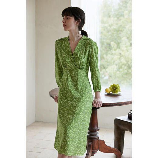 HeyDress绿色碎花连衣裙女春季法式复古翻领收腰设计浪漫印花裙子 商品图1