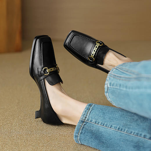 【预售5天】时尚酷帅，巨百搭两色英伦风复古单鞋KC-315 商品图11