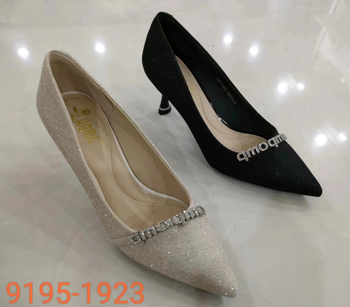 星期六有约女鞋，699，折后，279，4---8