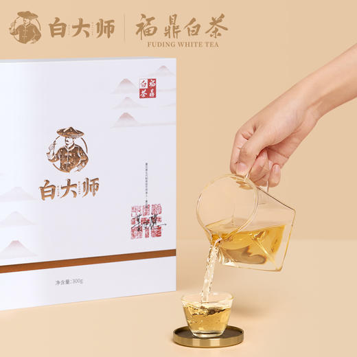 白大师 福鼎白茶2018年经典花香白牡丹老白茶茶饼礼盒装饼装300g 商品图3