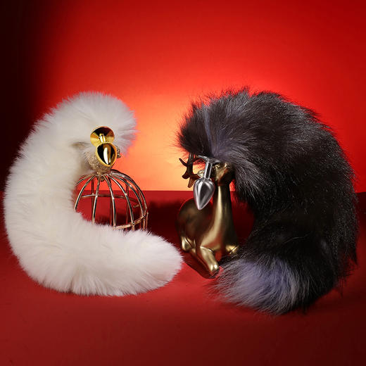 【情趣用品】谜姬 SM蓝狐白狐尾巴金属肛塞女用后庭调情另类玩具 商品图5