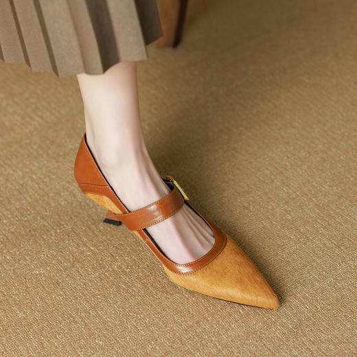 【预售5天】性感百搭，搭配小黑裙马毛+头层牛皮拼接尖头高跟鞋SY&G6046-1 商品图6