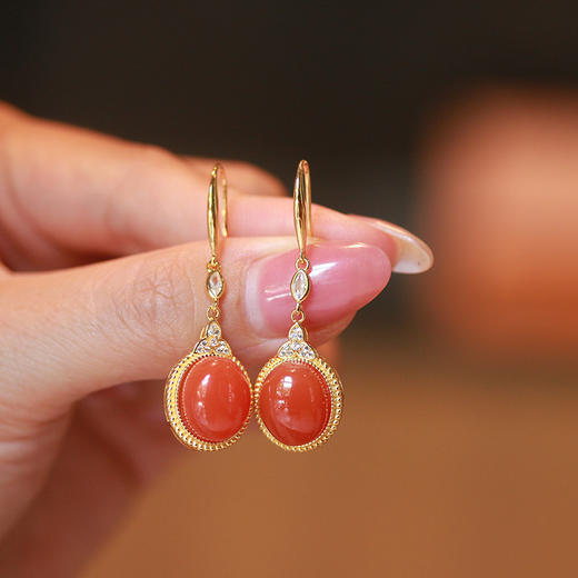 ALBB-南红蛋面耳环高级大气女款s925银镀金镶嵌潮流耳饰不掉色 商品图4