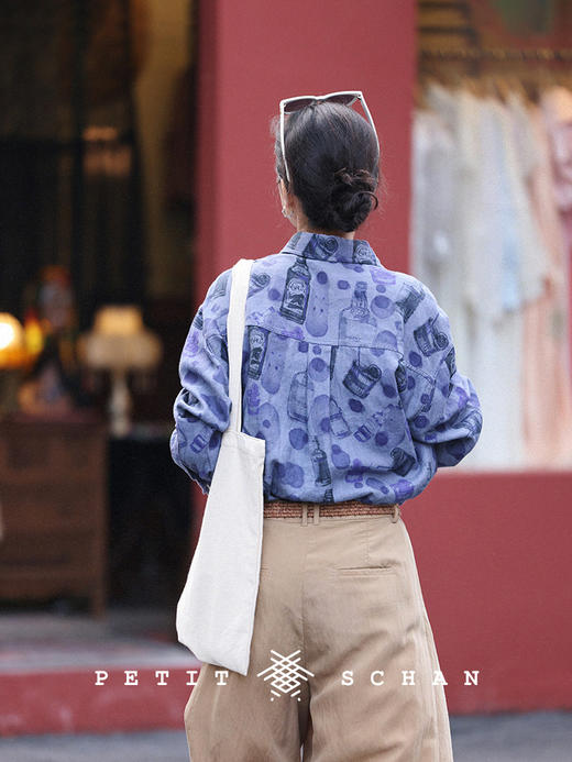 PETIT SCHAN小闪 CLO#350 take a sip 花间一壶酒 原创酒瓶手绘印花亚麻汉麻纯天然衬衫 商品图4