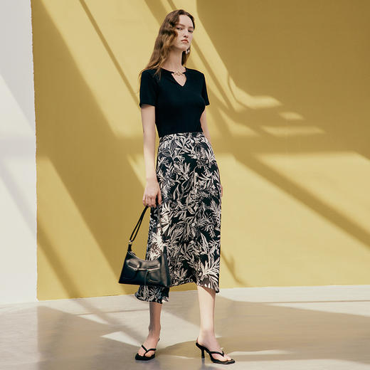 EITIE爱特爱夏季印花A字裙过膝半身裙女7406102 商品图2