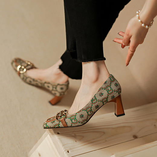 【预售5天】民族风高跟鞋方头单鞋女真皮粗跟工作鞋职场PS&PS766 商品图1