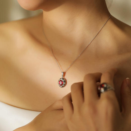 Black Tea 红茶红宝石系列 | 露西亚红宝石项链 商品图1