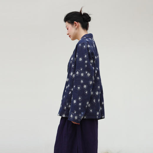 绽放086朵/原创设计立体浮雕提花藏青色天丝羊毛棉宽松显瘦西装 商品图1