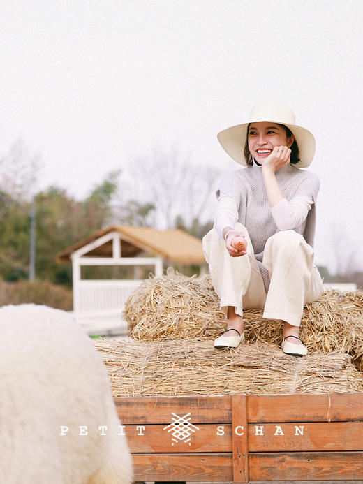 PETIT SCHAN小闪 CLO#203 blank-leaving 留白 经典直筒中腰水洗环保牛仔裤 商品图4