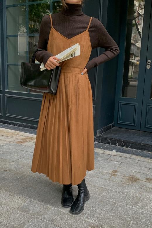 L.Fleuri 棕色绒面吊带连衣裙 15108 商品图3