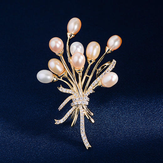 奢华大气，精致花束淡水珍珠微镶锆胸针百搭衣饰胸花别针女配饰AM-XR05593 商品图0