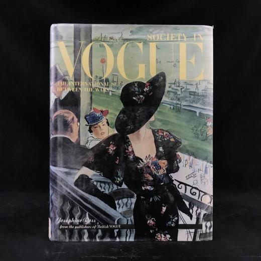 VOGUE杂志中的社会 数百幅插图 精装大16开 商品图0