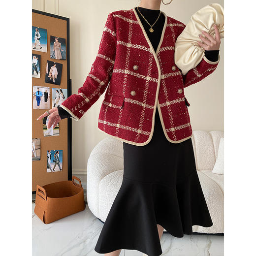 「夹棉小香风！两色可选」司南法式经典节日氛围 V领正肩粗花呢夹棉小香风外套秋冬 商品图0