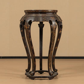 清 朱漆描金填彩梅花形三弯腿五足带托泥香几