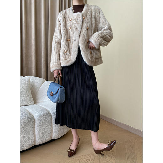 「两色可选！法式小香风」司南大理石纹肌理设计感 法式防水貂绒毛毛环保皮草外套 商品图3