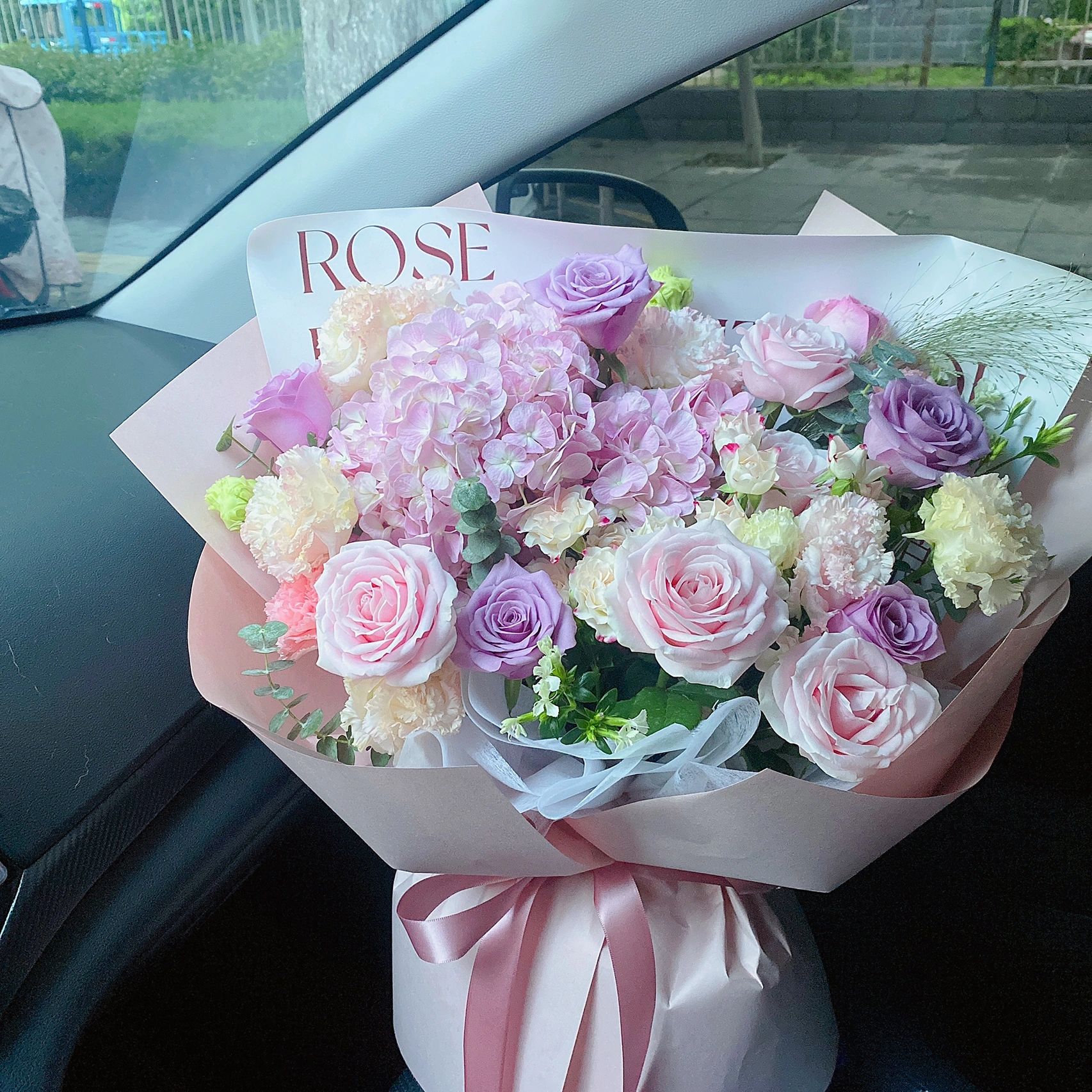 惊鸿（粉绣球混搭）