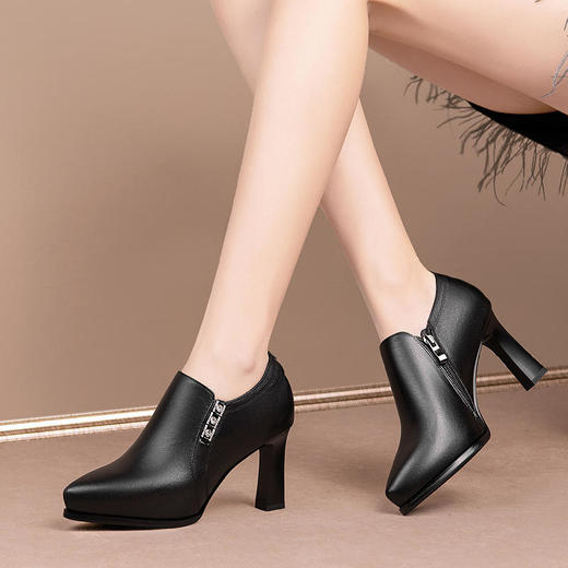 OLD3838时尚深口单鞋粗跟防水台高跟鞋优雅气质 商品图3