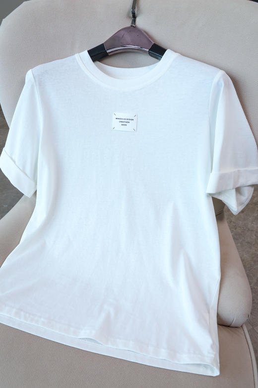 简约字母翻边袖T恤 商品图0