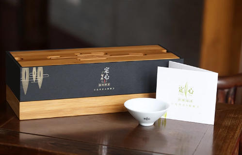 【定心智库140g】2025新茶/绿茶/经典礼盒装 商品图1