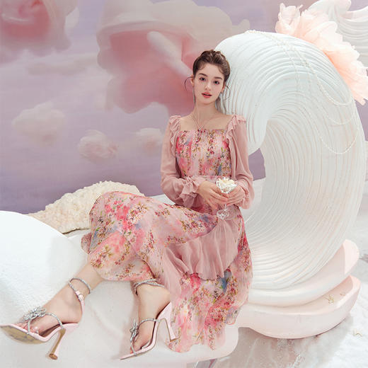 余潇潇【桃许春色】时髦轻奢法式长款100桑蚕丝连衣裙 商品图3