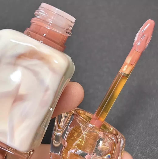 蜜丝婷唇釉Mistine泰式奶咖唇冻镜面口红不沾杯唇泥不掉色官方正品 商品图2