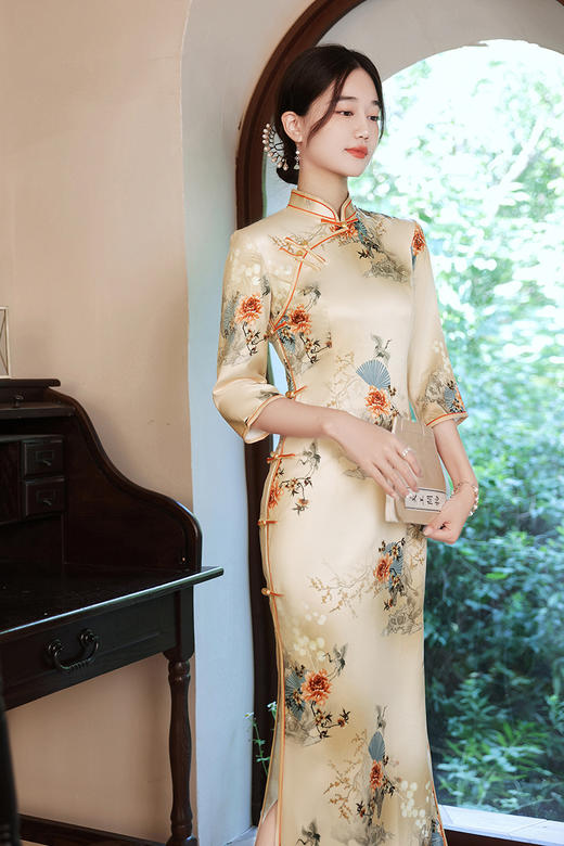 WQ2513中长袖双层长款旗袍2024新款女老上海走秀款演出服装 商品图0