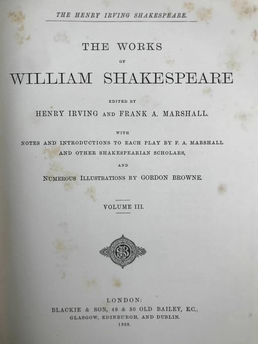 1890年 莎士比亚作品集（卷3，理查三世/约翰王/威尼斯商人/亨利四世） 数十幅插图 漆布精装18开 商品图3